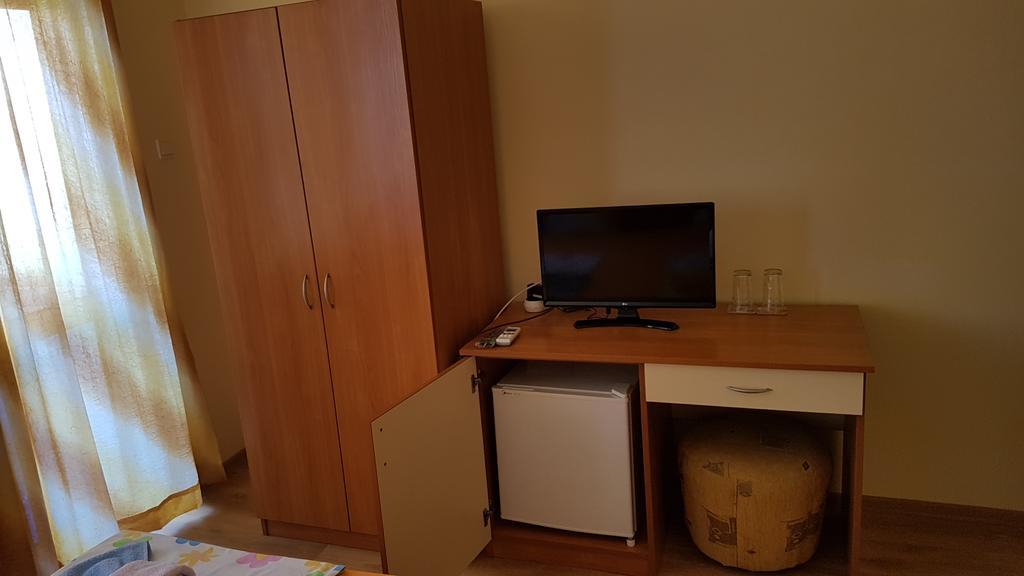 Ivanovi Guest House Primorsko Dış mekan fotoğraf