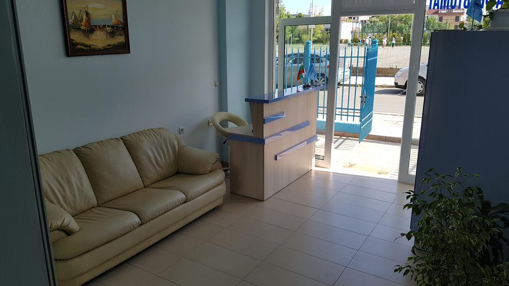 Ivanovi Guest House Primorsko Dış mekan fotoğraf